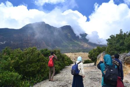 29 Tempat Wisata Di Garut Jawa Barat Paling Populer