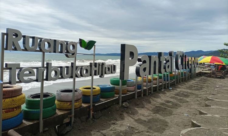 Liburan ke Pantai Citepus Sukabumi via Ig Mypelabuhanratu