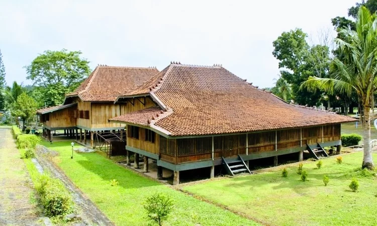 Museum Negeri Balaputra Dewa via Google