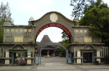 Taman Sriwedari