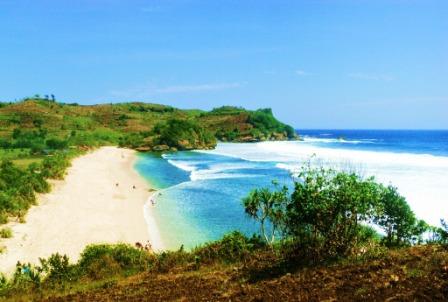 Wisata Pantai Gondo Mayit