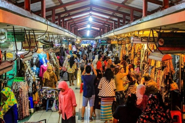 Wisata Belanja di Pasar Beringharjo