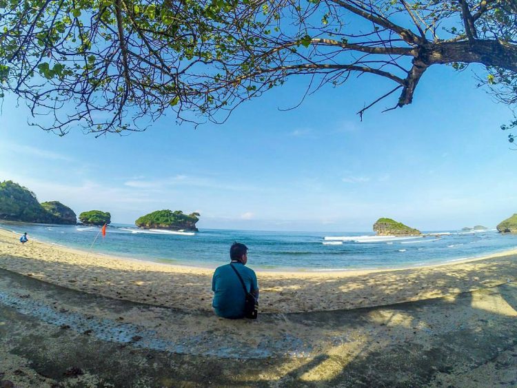 Obyek Wisata Pantai Watu Karung di Pacitan via Instagram.com @ahmadnurprabowo