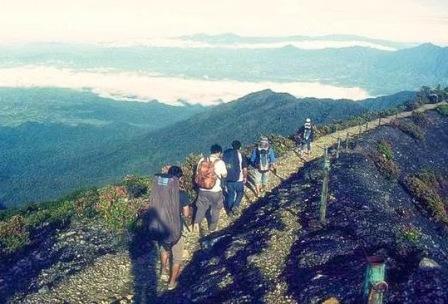 Tempat Wisata Seru Gunung Gede di Cianjur