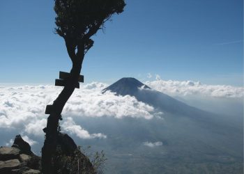 Puncak Gunung Sindoro Dan Sumbing