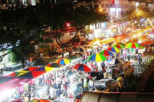 Ngarsopuro Night Market di Solo