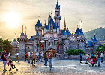 Hong Kong Disneyland via Korina Tour