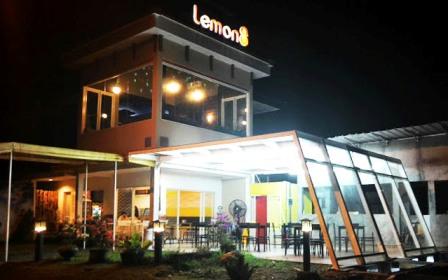 Lemon8 Café