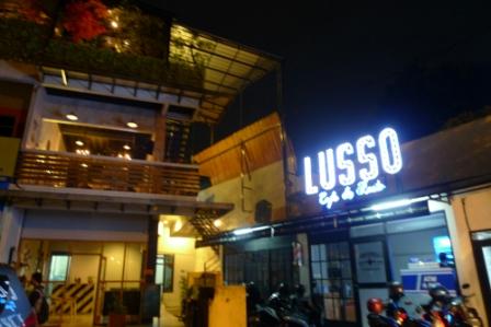 Lusso Café & Resto