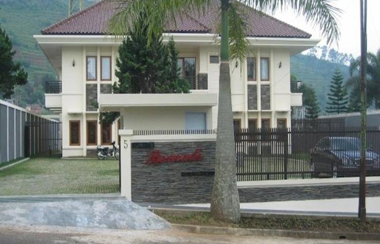 Puri Bernadi Guest House Lembang
