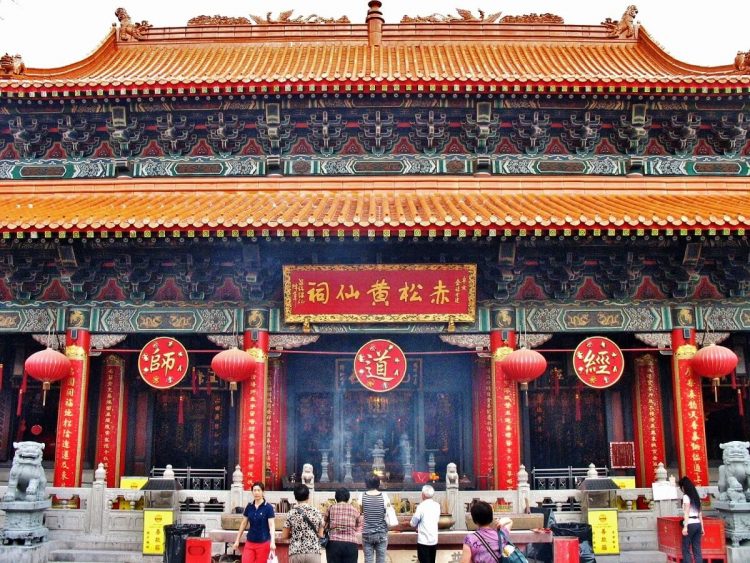 Wong Tai Sin Temple via Hongkongcheapo
