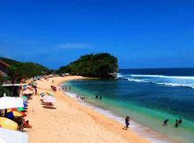 Pantai Indrayanti Gunungkidul