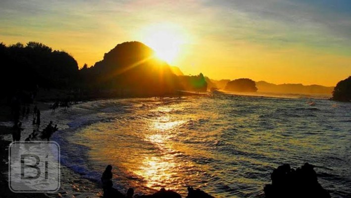 Sunrise Pantai Goa China via Bisnis Kini