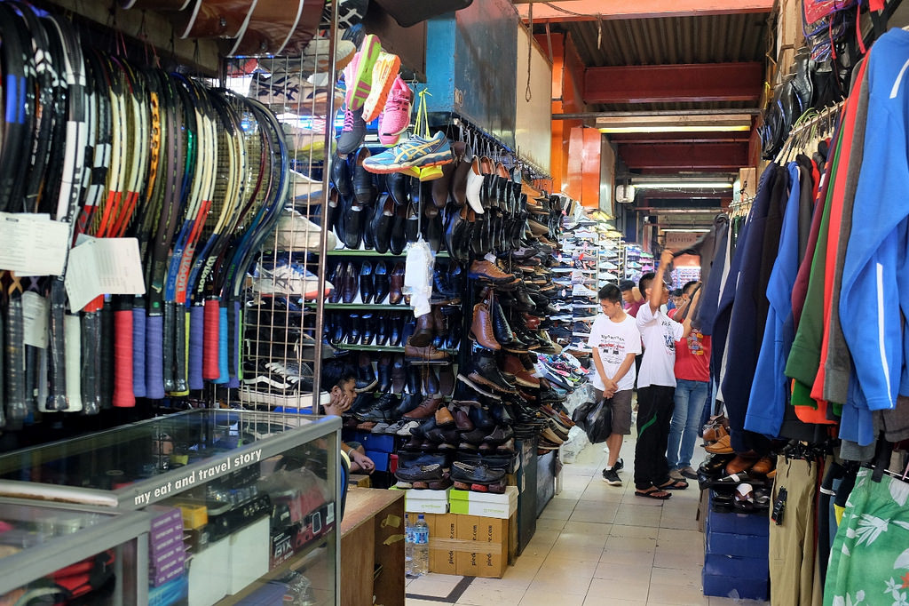 Tempat Jual Sepatu  Branded Murah Di Jakarta Sebuah Tempat