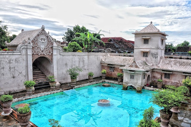 Istana Air Taman Sari Jogja via noyvesto