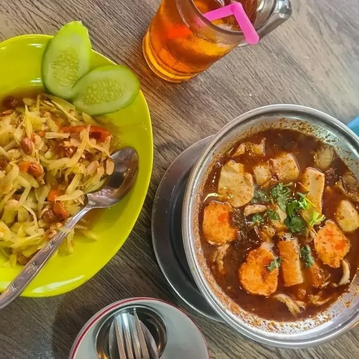 Bangkok Tomyum via Instagram.com @foodcheck_id