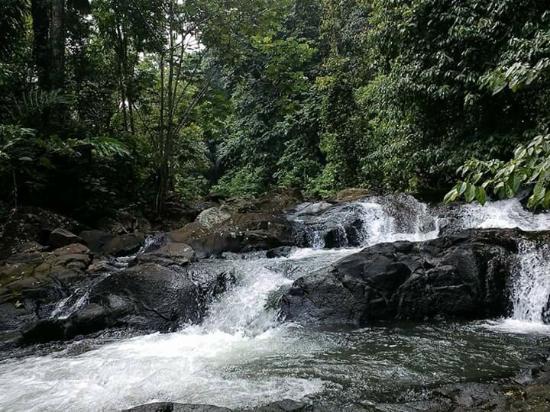 Wisata Batu Ngampar via tripadvisor-com