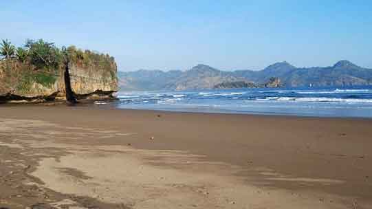 Pantai Taman Kili – Kili