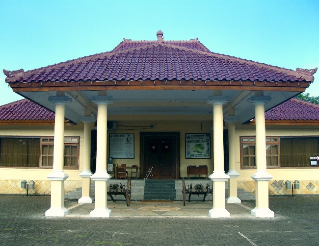 Museum Cakraningrat