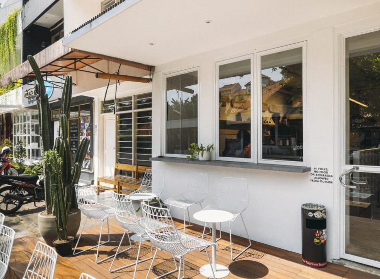 38 Coffee Shop di Jakarta Terbaik, Tempat Ngopi Asyik & Kekinian!