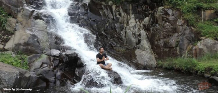 Air Terjun Seribu Batu: Keindahan Tersembunyi di Pedalaman Jawa Barat
