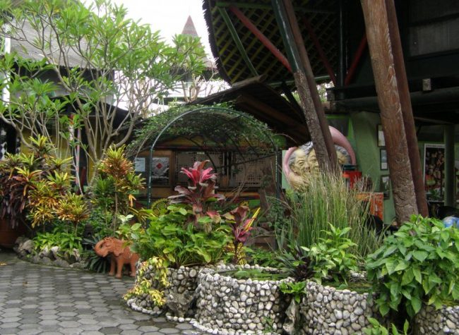 Taman Cafe Loteng