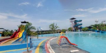 Agung Fantasi Waterpark via ramahtraveler