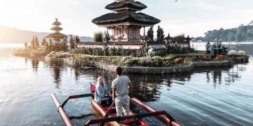 Wisata Pura Ulun Danu Brata Bedugal via IG @backpackersintheworld