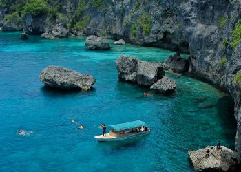 Wisata Pantai Karakat Indah