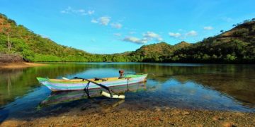 Wisata Teluk Gurita via Adelbertha.blogspotcom