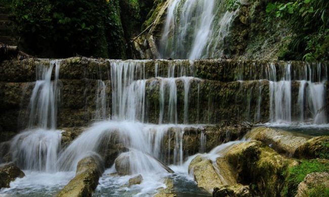 Air Terjun Luaha Ndroi - tempat wisata di Nias Barat