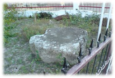 Batu Hundul – Hundulan via Rumahkreatifasm.wordpresscom - lokasi wisata di Humbang Hasundutan