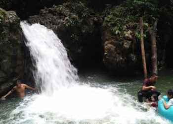 Air Terjun Boho via Pariwisatagunungsitoli.blogspot