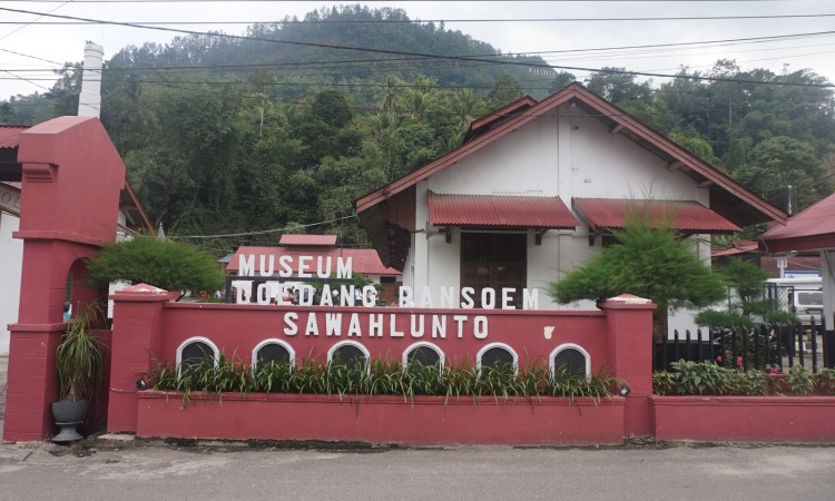 Museum Goedang Ransoem via Agungmumpuni.blogspotcom