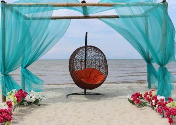 Romance Bay