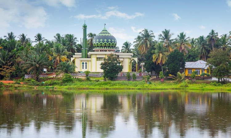 Danau Masjid Koto Kari via Pesona Travel
