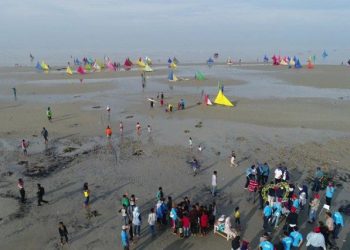 Pantai Beting Beras via Tribunnews