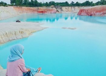 Danau Biru FOto by lhala dhila