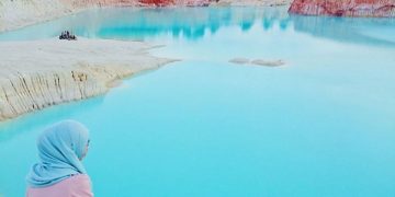 Danau Biru FOto by lhala dhila