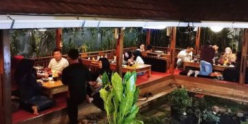 Oma Suki Cafe via Facebook