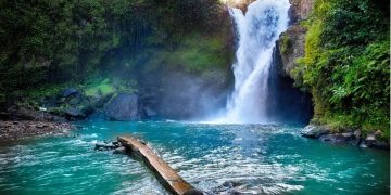 Air Terjun Tegenungan