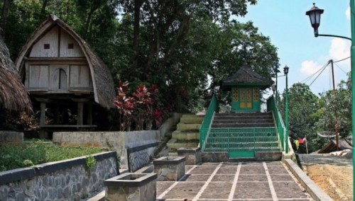 Kampoeng Sunda Siliwangi Desa Wisata - 11 Objek Wisata & Curug di Jonggol Bogor Terhits, wajib Dikunjungi