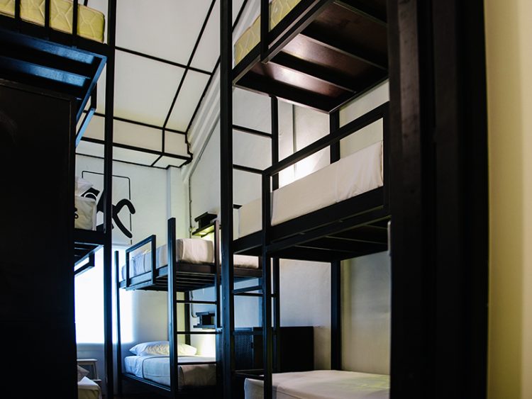 Dormitory 8 tempat tidur paperplanehostel