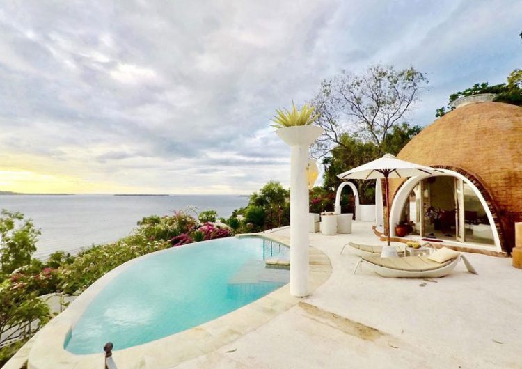 Mentigi Bay Dome Villas via IG @jasmine.queen