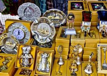 Pernak-pernik Unik via Reddoorz