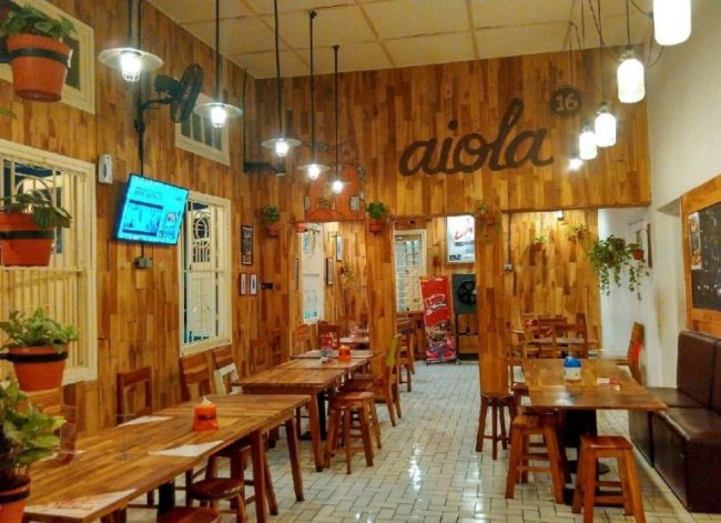 Aiola Eatery