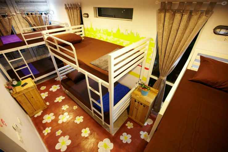Dormitory WH Hostel Bangkok via Traveloka