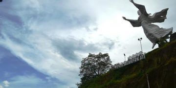 Patung Yesus memberkati via Detik