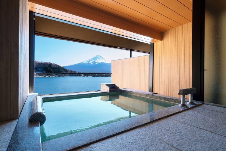 Privat Onsen dengan View Gunung Fuji Kozantei Ubuya via Tripadvisor - Hotel Onsen di Jepang