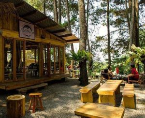 28 Tempat Ngopi Di Bandung Terhits, Coffee Shop & WArkop Cozy!